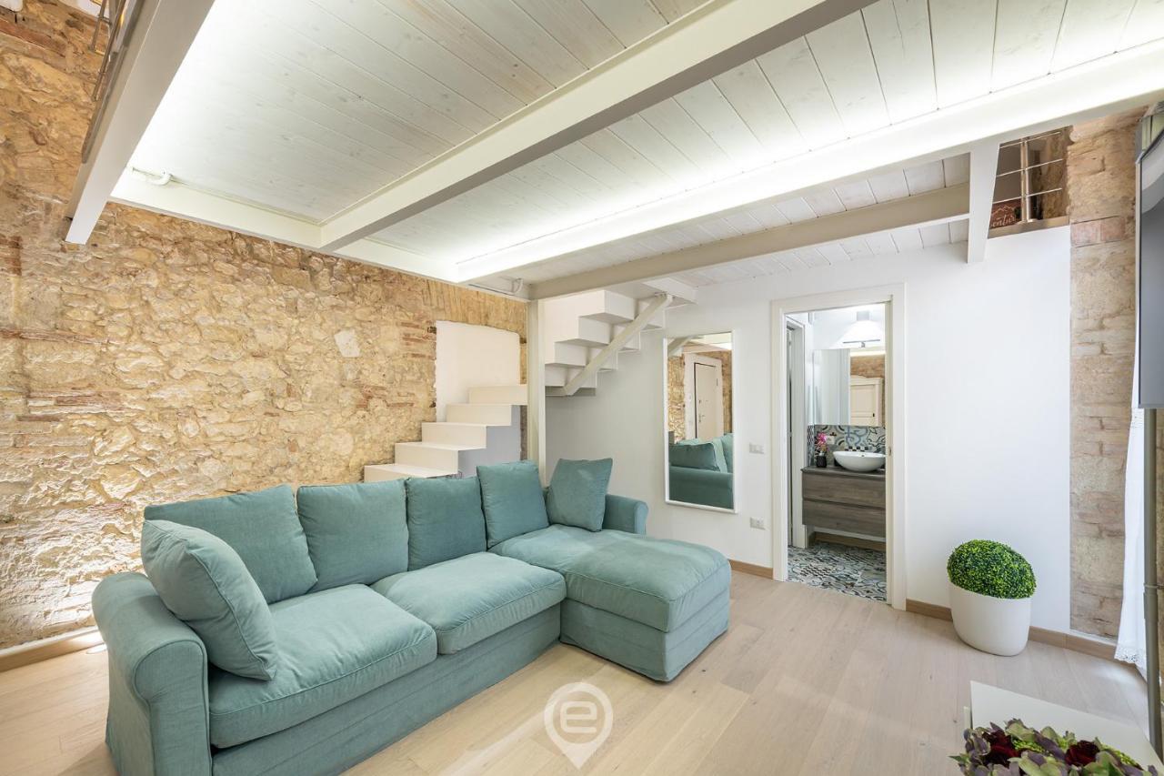 Adriana'S New Loft Leilighet Cagliari Eksteriør bilde
